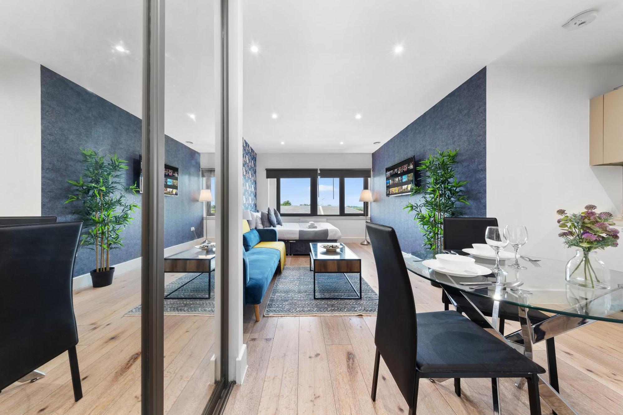 Modern One Bedroom Flat - Sleeps 5 -Near Heathrow - London Ub3 Εξωτερικό φωτογραφία
