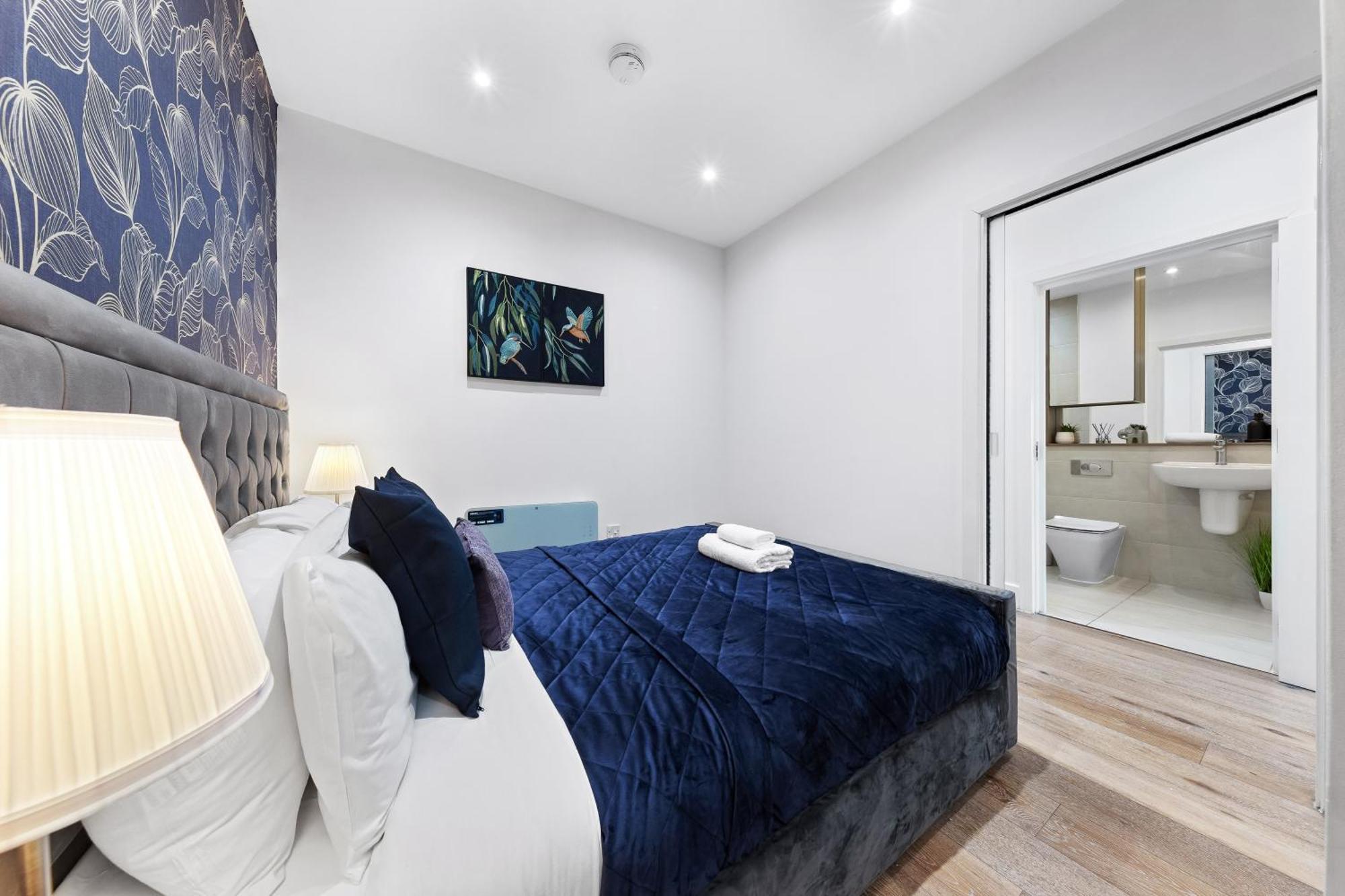 Modern One Bedroom Flat - Sleeps 5 -Near Heathrow - London Ub3 Εξωτερικό φωτογραφία